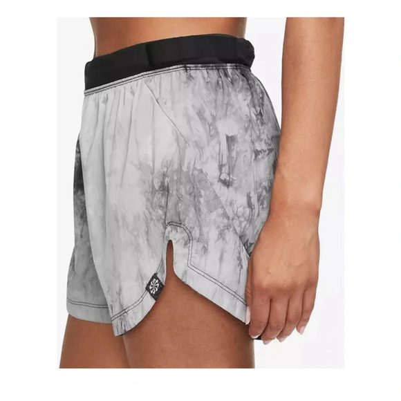 Nike Women's XL Dri-FIT Repel Mid-Rise 3" Trail Running Shorts Black Grey NWT - Picture 12 of 14